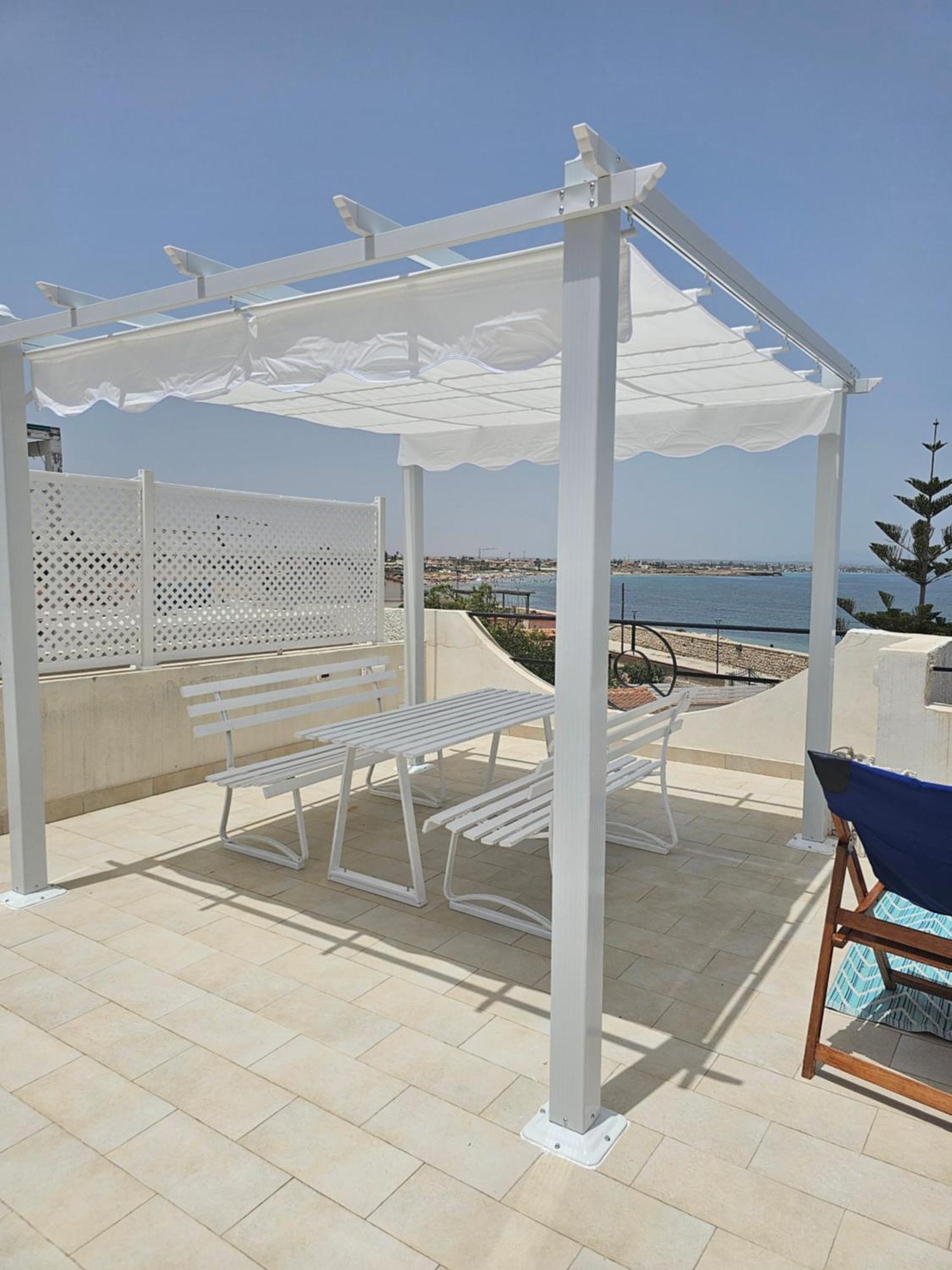 Seahorse In Marzamemi, Una Terrazza Sul Mare Apartamento Quarto foto